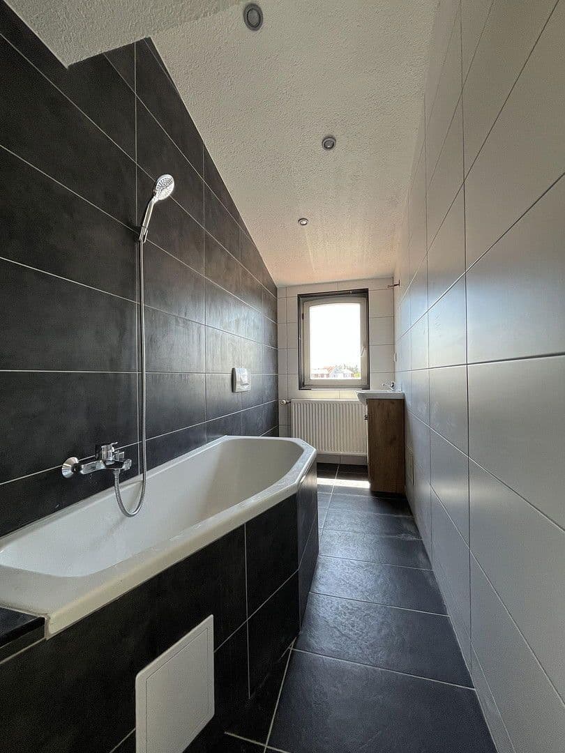 Prodej domu 318 m², Jägerstraße 70, Naumburg (Saale), Sasko-Anhaltsko Prodej domu 318 m², Jägerstraße 70, Naumburg (Saale), Sasko-Anhaltsko