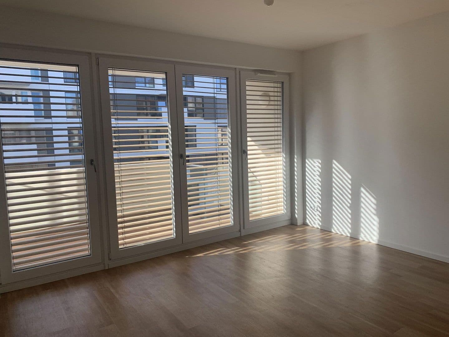 Pronájem bytu 3+1 90 m², Stallschreiberstraße 24, Berlin, Berlín Pronájem bytu 3+1 90 m², Stallschreiberstraße 24, Berlin, Berlín