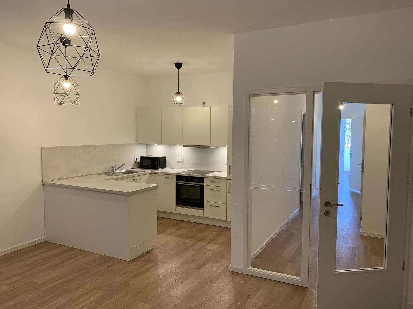 Pronájem bytu 3+1 84 m², Stallschreiberstr 24, Berlin, Berlín Pronájem bytu 3+1 84 m², Stallschreiberstr 24, Berlin, Berlín