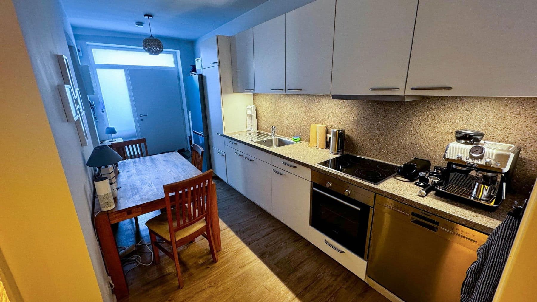 Pronájem bytu 2+1 50 m², Schenefelder Landstraße 157, Hamburg, Hamburg Pronájem bytu 2+1 50 m², Schenefelder Landstraße 157, Hamburg, Hamburg