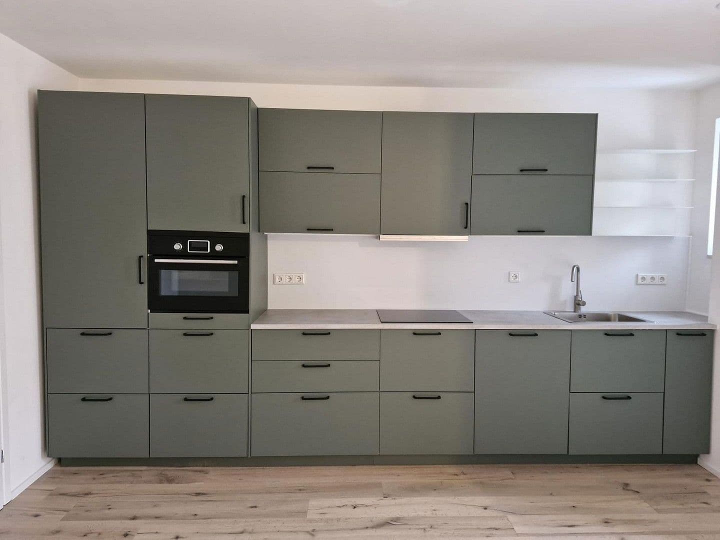 Pronájem bytu 3+1 85 m², Frickingerstr. 6, Augsburg, Bavorsko Pronájem bytu 3+1 85 m², Frickingerstr. 6, Augsburg, Bavorsko