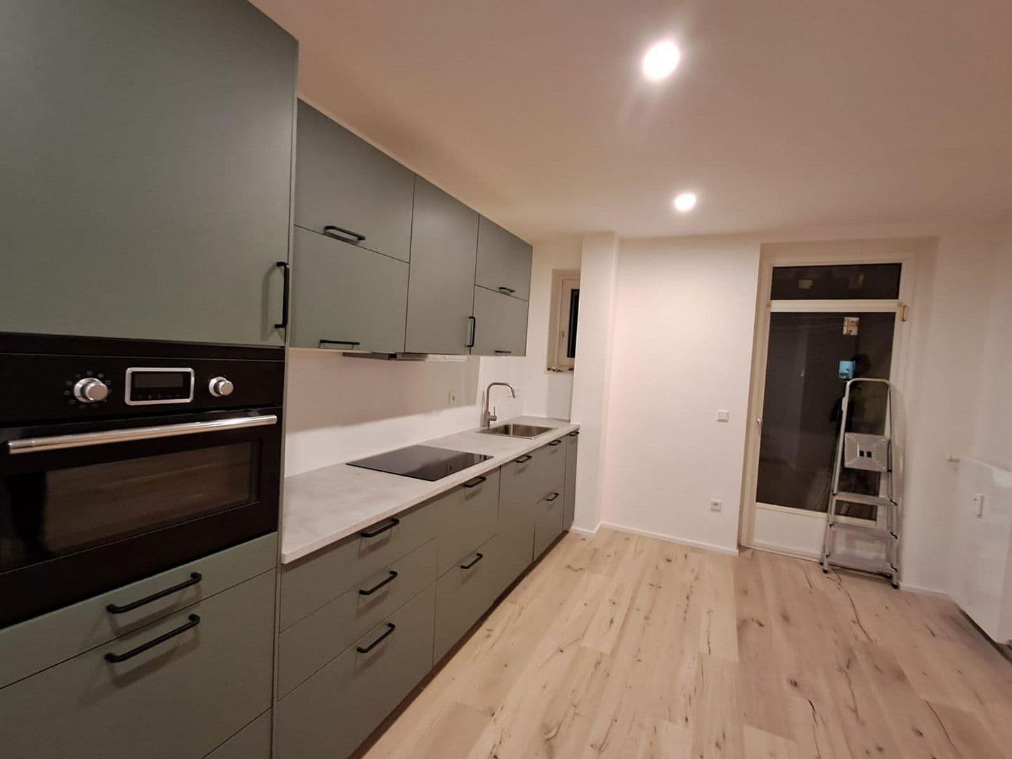 Pronájem bytu 3+1 85 m², Frickingerstr. 6, Augsburg, Bavorsko Pronájem bytu 3+1 85 m², Frickingerstr. 6, Augsburg, Bavorsko