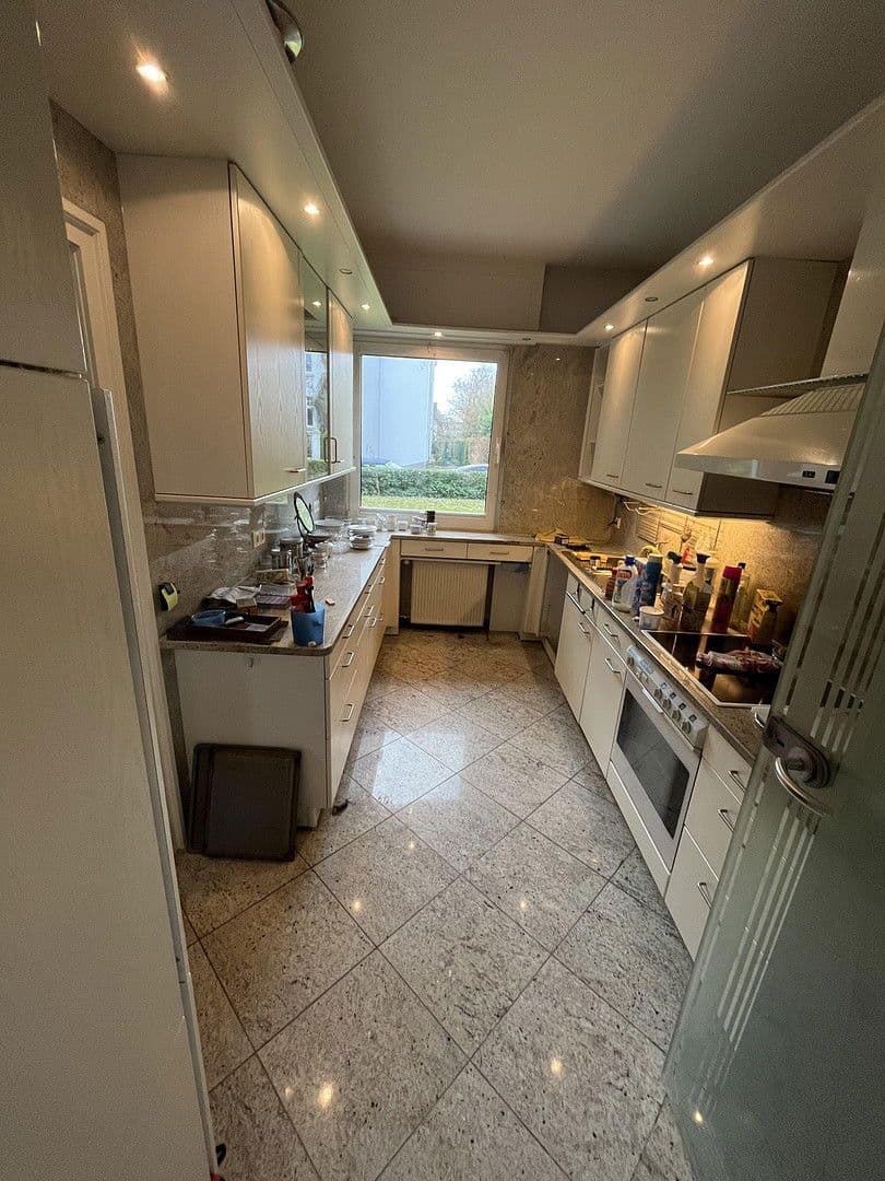 Prodej domu 230 m², pozemek 1.463 m², Königgrätzerstr. 12, Solingen, Severní Porýní-Vestfálsko Prodej domu 230 m², pozemek 1.463 m², Königgrätzerstr. 12, Solingen, Severní Porýní-Vestfálsko