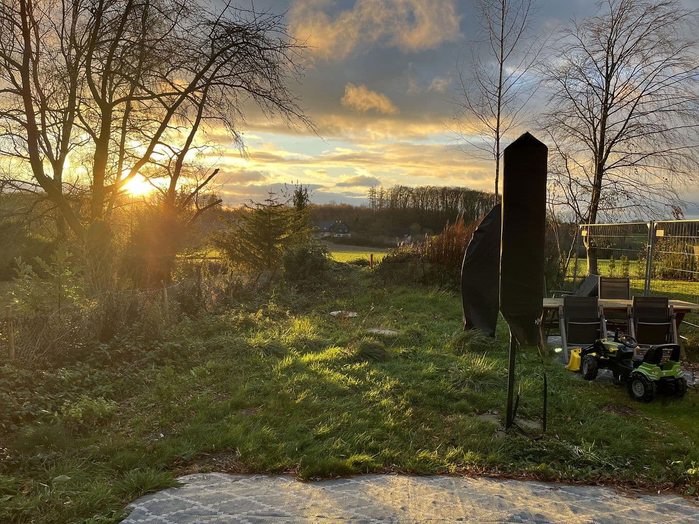 Prodej domu 147 m², pozemek 504 m², Nothauser Feld 1a, Odenthal, Severní Porýní-Vestfálsko Prodej domu 147 m², pozemek 504 m², Nothauser Feld 1a, Odenthal, Severní Porýní-Vestfálsko