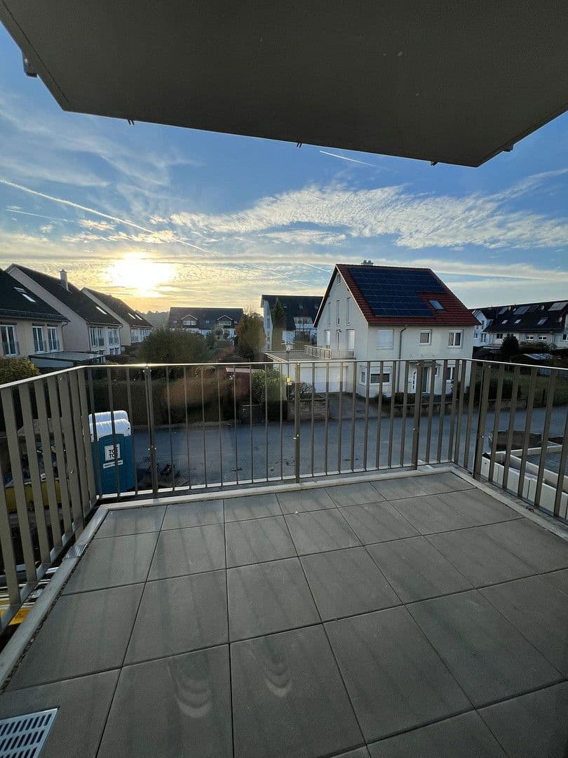 Pronájem bytu 2+1 55 m², Würzburger Str. 37, Stockstadt am Main, Bavorsko Pronájem bytu 2+1 55 m², Würzburger Str. 37, Stockstadt am Main, Bavorsko