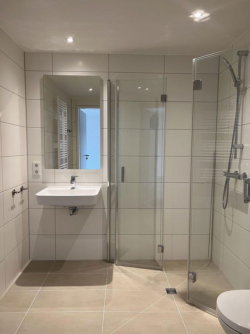 Pronájem bytu 2+1 55 m², Würzburger Str. 37, Stockstadt am Main, Bavorsko Pronájem bytu 2+1 55 m², Würzburger Str. 37, Stockstadt am Main, Bavorsko