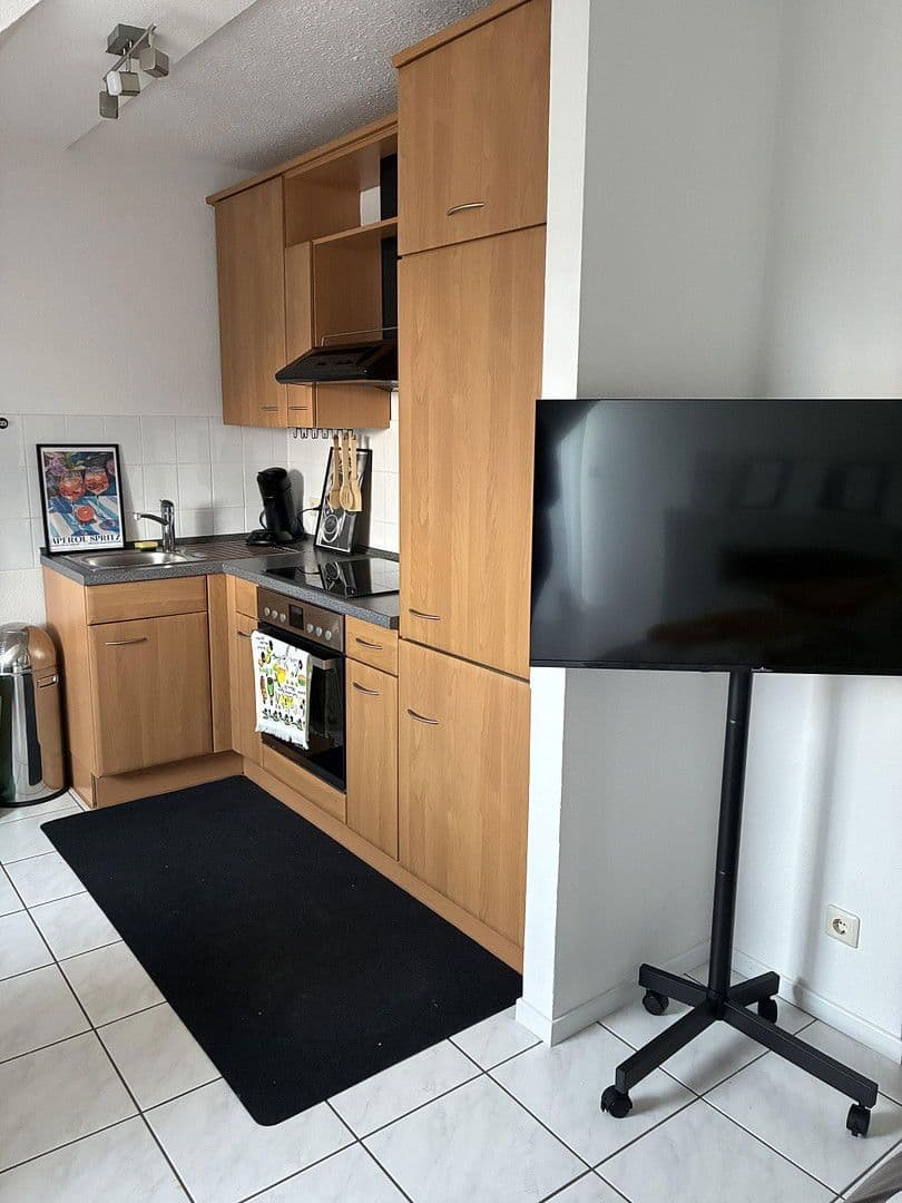 Pronájem bytu 1+1 35 m², Bachwiesenstraße 17, Bad Vilbel, Hessen Pronájem bytu 1+1 35 m², Bachwiesenstraße 17, Bad Vilbel, Hessen