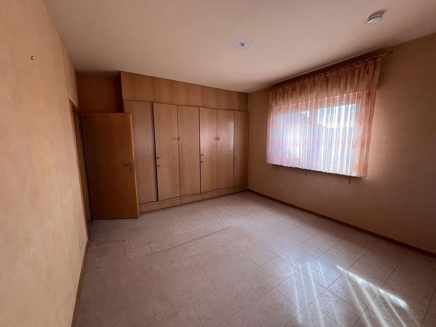 Prodej bytu 4+1 91 m², Bismarckstraße 56, Pforzheim, Bádensko-Württembersko Prodej bytu 4+1 91 m², Bismarckstraße 56, Pforzheim, Bádensko-Württembersko