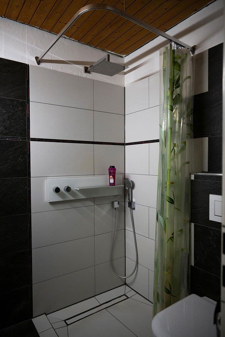 Prodej bytu 2+1 51 m², Maisenbacher Str. 2, Bad Liebenzell, Bádensko-Württembersko Prodej bytu 2+1 51 m², Maisenbacher Str. 2, Bad Liebenzell, Bádensko-Württembersko