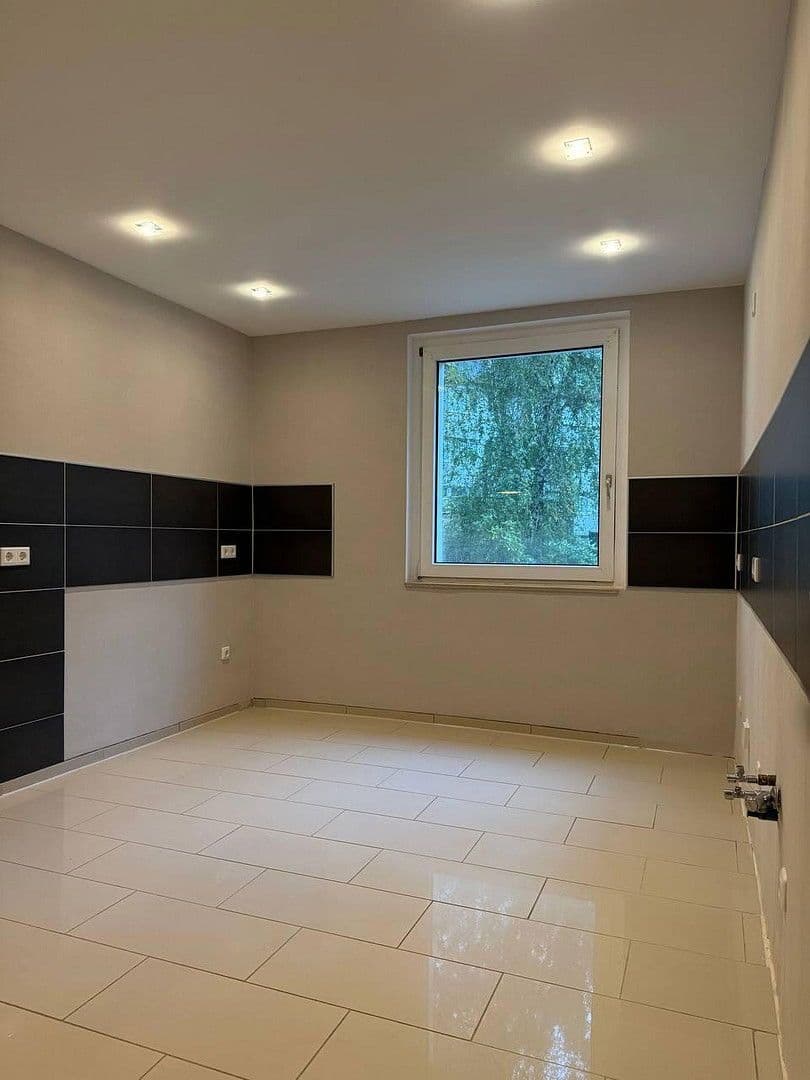 Prodej bytu 3+1 75 m², Horsterstrasse 434, Gelsenkirchen, Severní Porýní-Vestfálsko Prodej bytu 3+1 75 m², Horsterstrasse 434, Gelsenkirchen, Severní Porýní-Vestfálsko