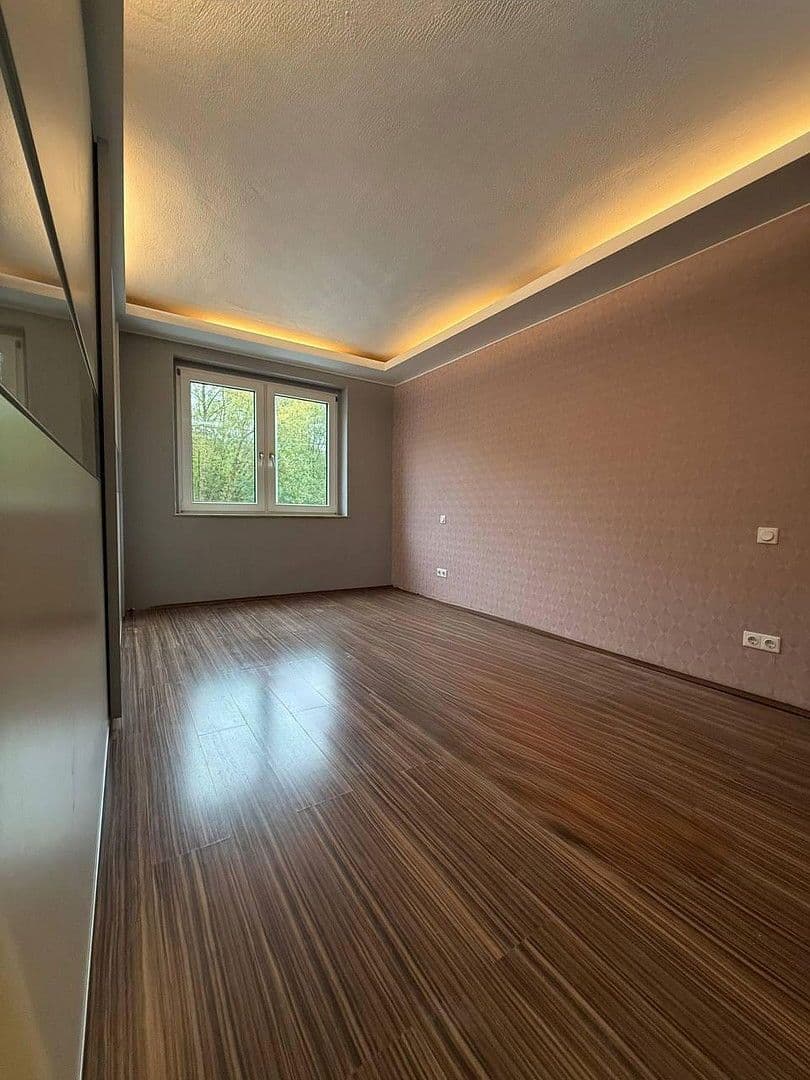 Prodej bytu 3+1 75 m², Horsterstrasse 434, Gelsenkirchen, Severní Porýní-Vestfálsko Prodej bytu 3+1 75 m², Horsterstrasse 434, Gelsenkirchen, Severní Porýní-Vestfálsko