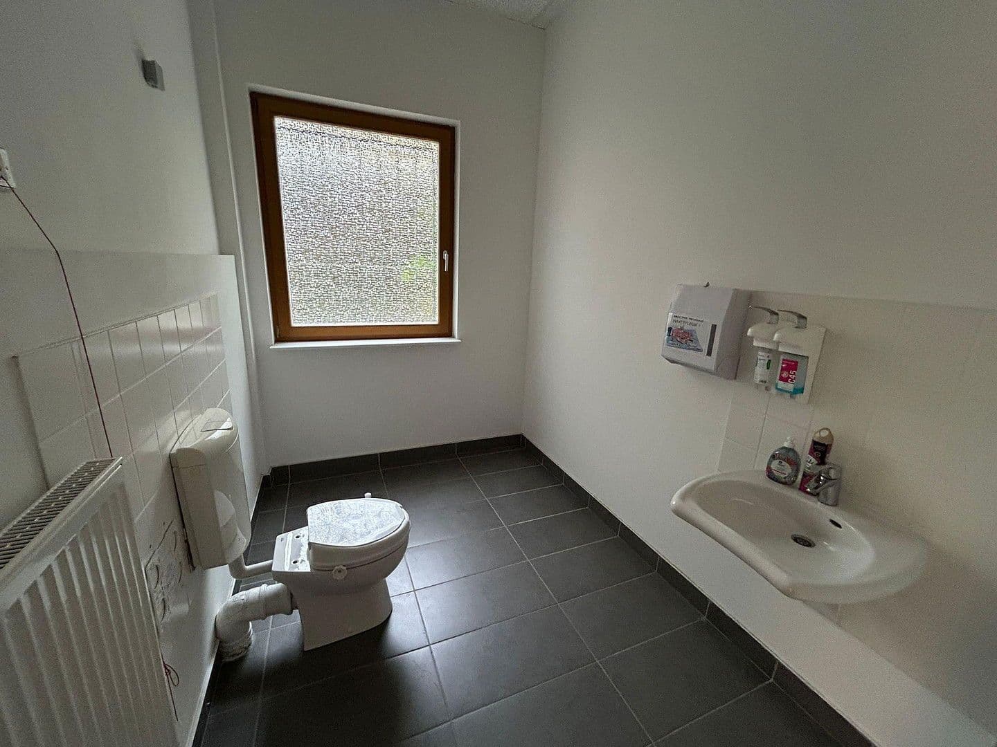 Pronájem kanceláře 86 m², Käthe-Niederkirchnerstr. 40, Berlin, Berlín Pronájem kanceláře 86 m², Käthe-Niederkirchnerstr. 40, Berlin, Berlín