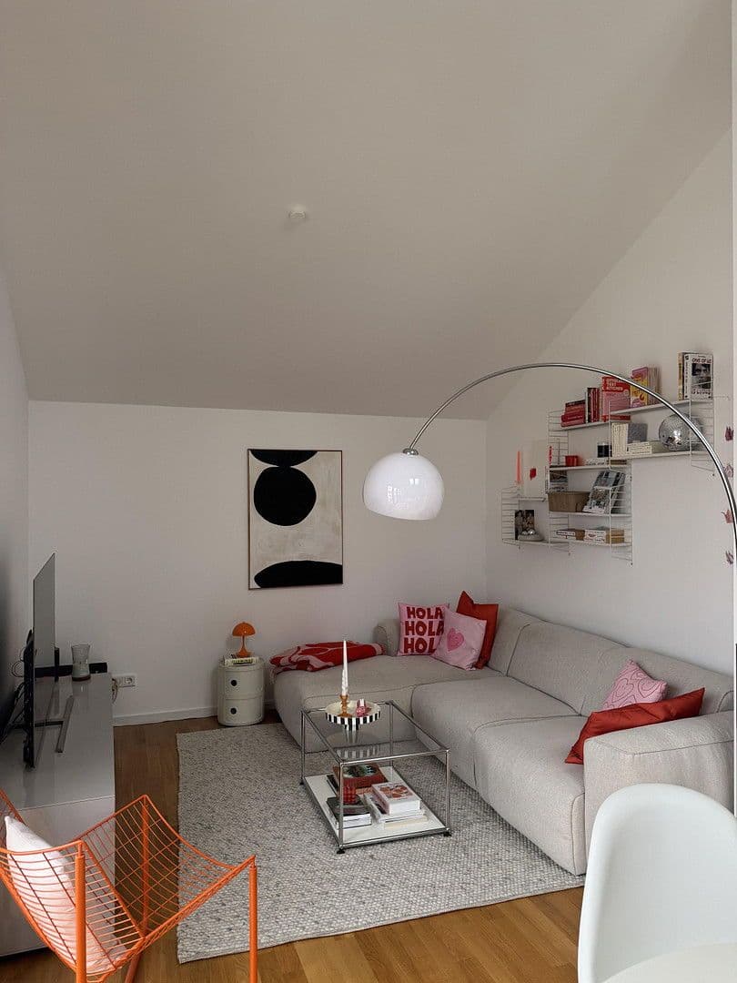 Pronájem bytu 2+1 70 m², Marktstraße 53, Frankfurt, Hessen Pronájem bytu 2+1 70 m², Marktstraße 53, Frankfurt, Hessen