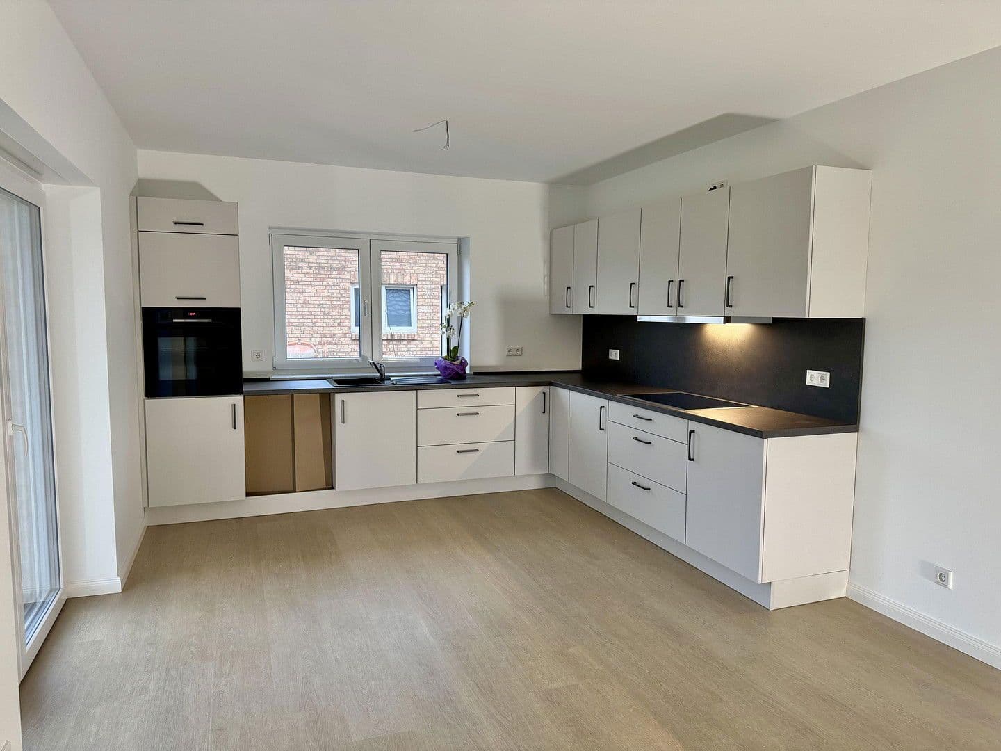 Pronájem domu 134 m², pozemek 1.484 m², Elbuferstraße 51, Tespe, Dolní Sasko Pronájem domu 134 m², pozemek 1.484 m², Elbuferstraße 51, Tespe, Dolní Sasko