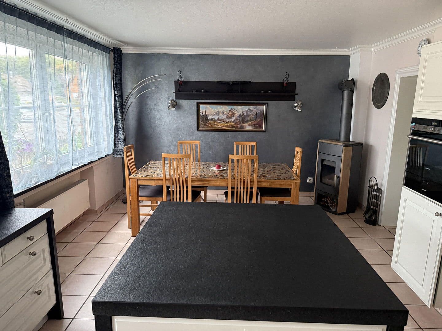 Prodej domu 205 m², pozemek 390 m², Neuss, Severní Porýní-Vestfálsko Prodej domu 205 m², pozemek 390 m², Neuss, Severní Porýní-Vestfálsko