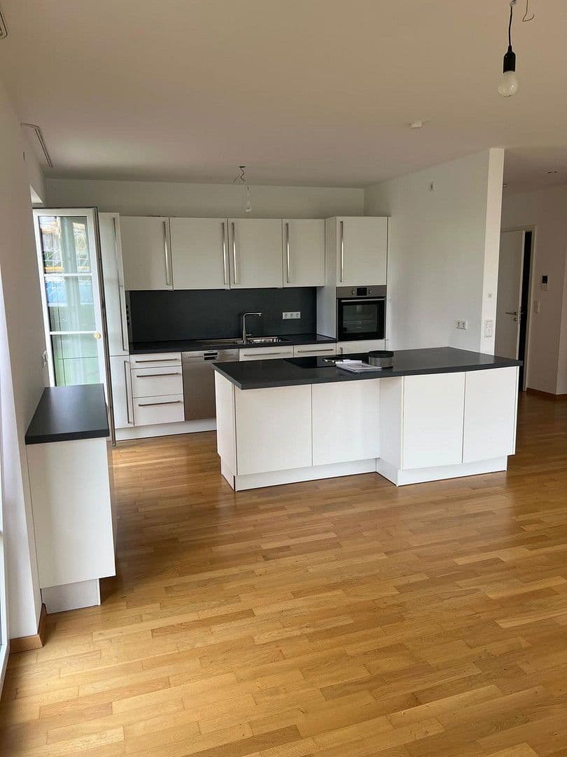 Pronájem bytu 2+kk 93 m², Geothestraße 9, Langenargen, Bádensko-Württembersko Pronájem bytu 2+kk 93 m², Geothestraße 9, Langenargen, Bádensko-Württembersko