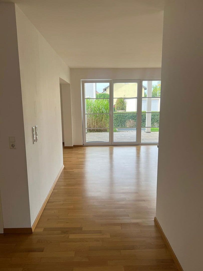 Pronájem bytu 2+kk 93 m², Geothestraße 9, Langenargen, Bádensko-Württembersko Pronájem bytu 2+kk 93 m², Geothestraße 9, Langenargen, Bádensko-Württembersko