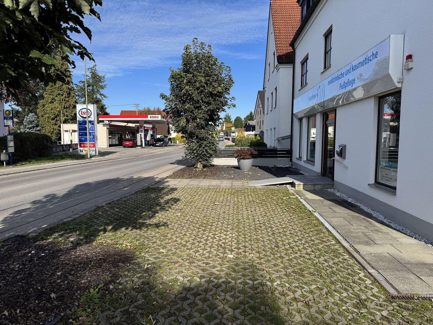 Prodej kanceláře 218 m², Augsburger Straße 14, Fischach, Bavorsko Prodej kanceláře 218 m², Augsburger Straße 14, Fischach, Bavorsko