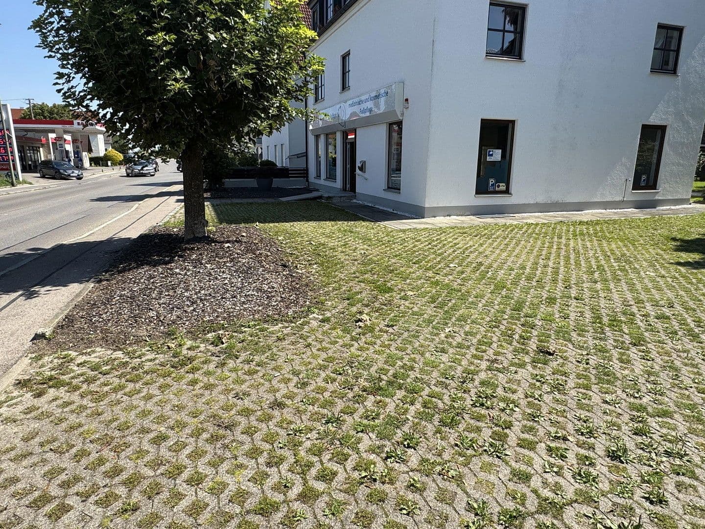 Prodej kanceláře 218 m², Augsburger Straße 14, Fischach, Bavorsko Prodej kanceláře 218 m², Augsburger Straße 14, Fischach, Bavorsko