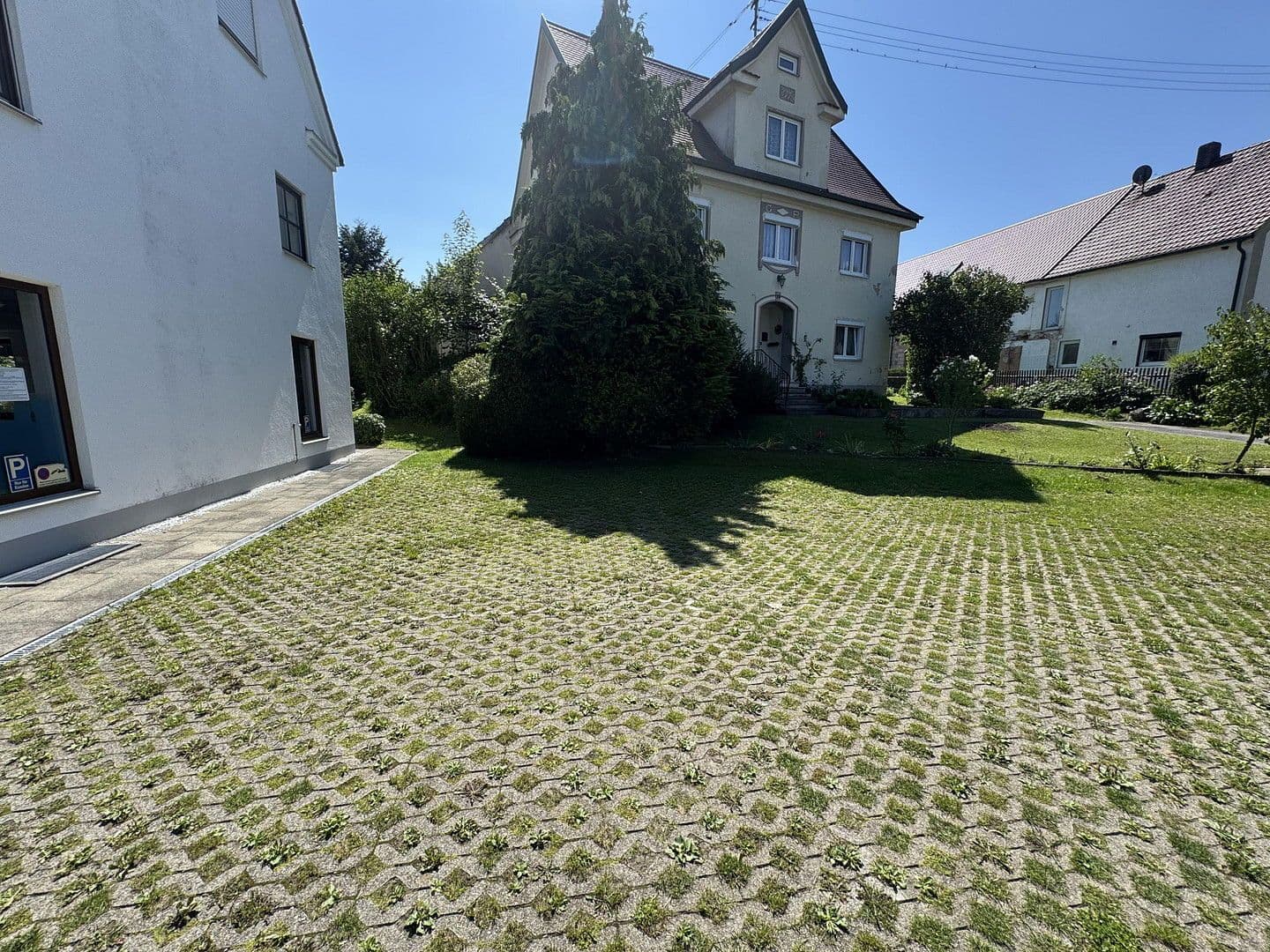 Prodej kanceláře 218 m², Augsburger Straße 14, Fischach, Bavorsko Prodej kanceláře 218 m², Augsburger Straße 14, Fischach, Bavorsko