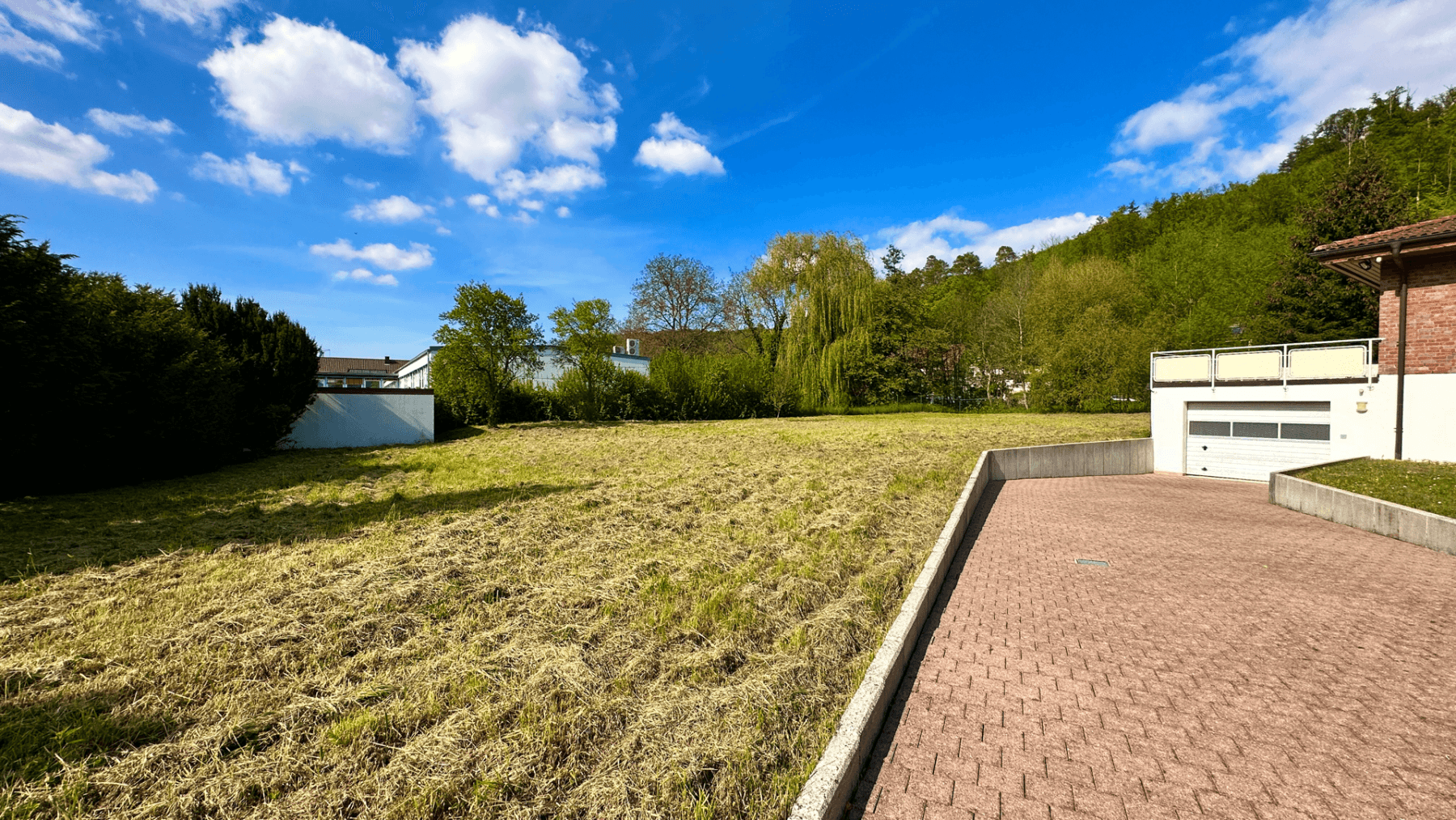 Prodej nebytového prostoru 6.330 m², Kämpfelbach, Bádensko-Württembersko Prodej nebytového prostoru 6.330 m², Kämpfelbach, Bádensko-Württembersko