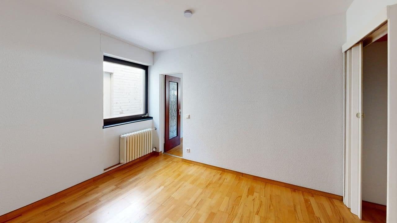 Prodej domu 232 m², pozemek 600 m², Erkrath, Severní Porýní-Vestfálsko Prodej domu 232 m², pozemek 600 m², Erkrath, Severní Porýní-Vestfálsko