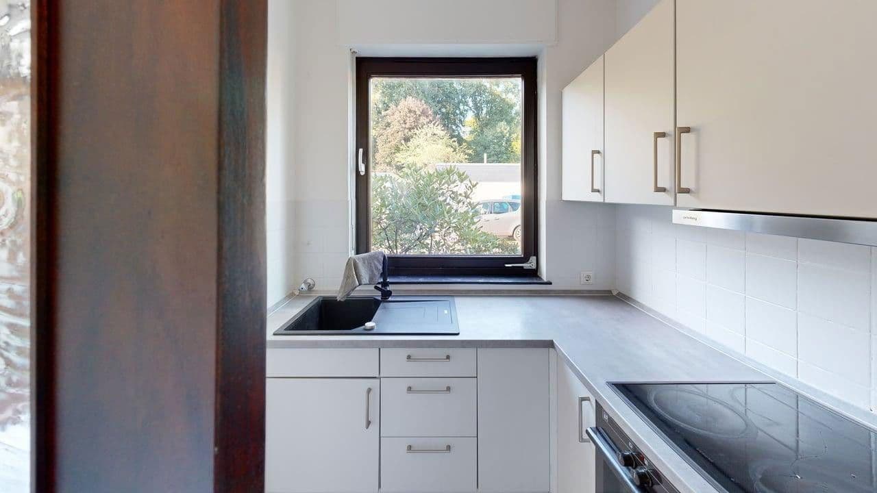 Prodej domu 232 m², pozemek 600 m², Erkrath, Severní Porýní-Vestfálsko Prodej domu 232 m², pozemek 600 m², Erkrath, Severní Porýní-Vestfálsko