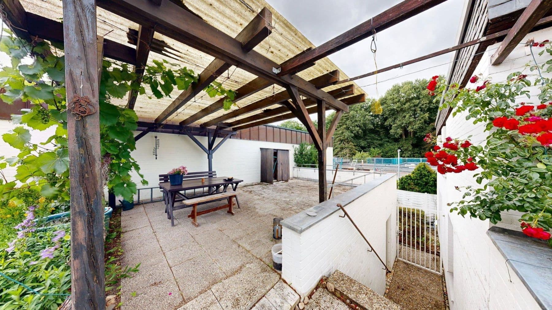 Prodej domu 232 m², pozemek 600 m², Erkrath, Severní Porýní-Vestfálsko Prodej domu 232 m², pozemek 600 m², Erkrath, Severní Porýní-Vestfálsko