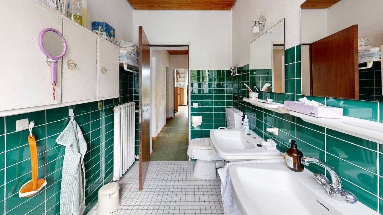 Prodej domu 232 m², pozemek 600 m², Erkrath, Severní Porýní-Vestfálsko Prodej domu 232 m², pozemek 600 m², Erkrath, Severní Porýní-Vestfálsko