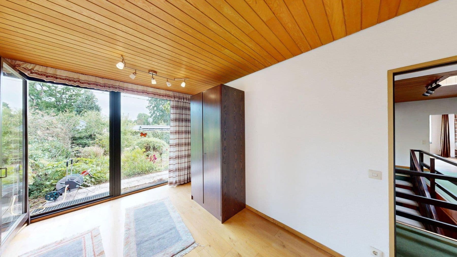 Prodej domu 232 m², pozemek 600 m², Erkrath, Severní Porýní-Vestfálsko Prodej domu 232 m², pozemek 600 m², Erkrath, Severní Porýní-Vestfálsko