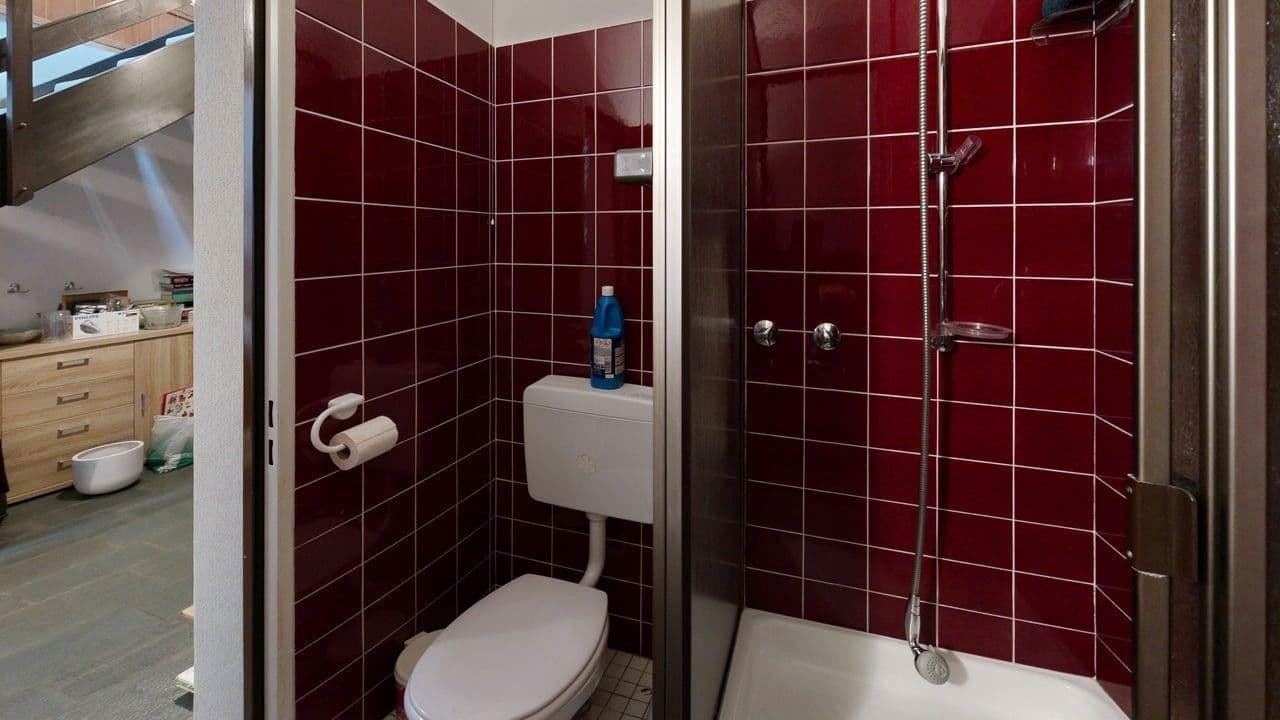 Prodej domu 232 m², pozemek 600 m², Erkrath, Severní Porýní-Vestfálsko Prodej domu 232 m², pozemek 600 m², Erkrath, Severní Porýní-Vestfálsko