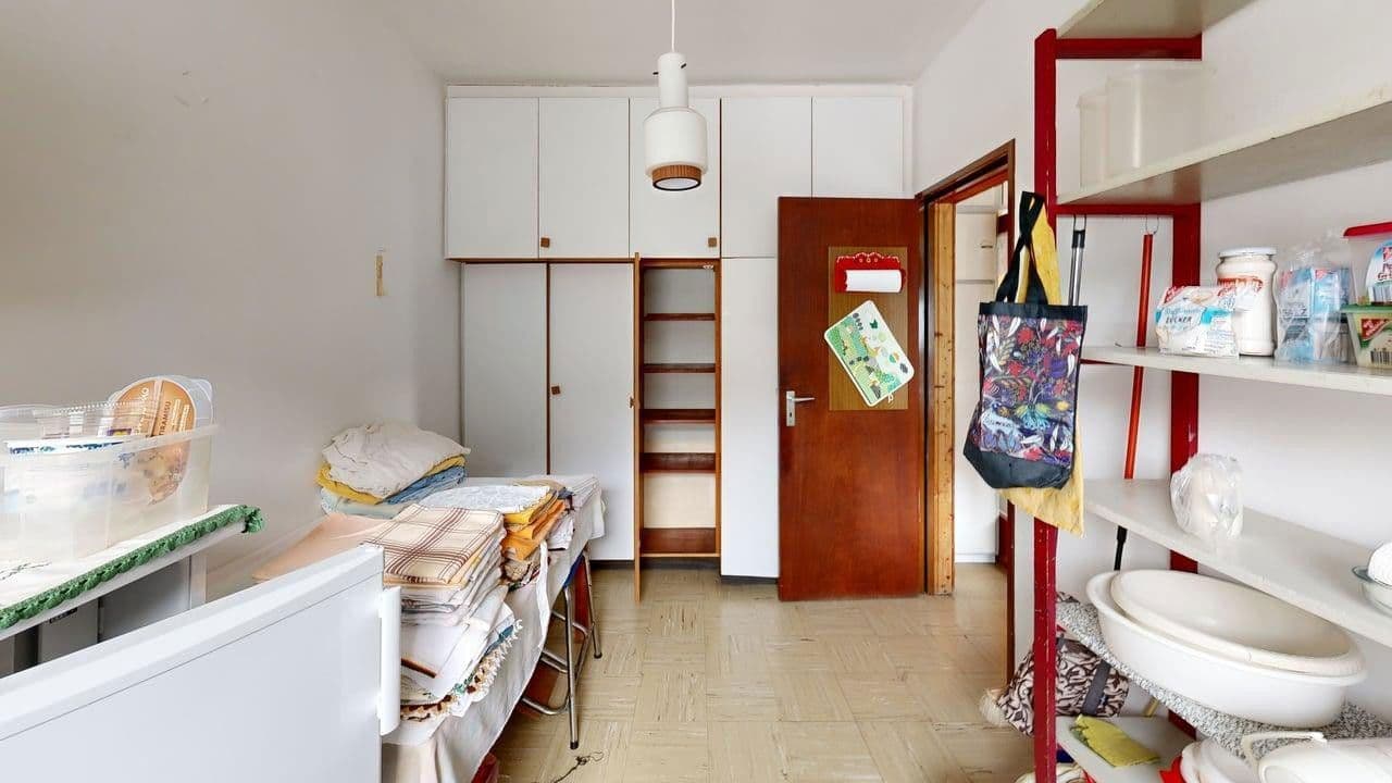 Prodej domu 232 m², pozemek 600 m², Erkrath, Severní Porýní-Vestfálsko Prodej domu 232 m², pozemek 600 m², Erkrath, Severní Porýní-Vestfálsko