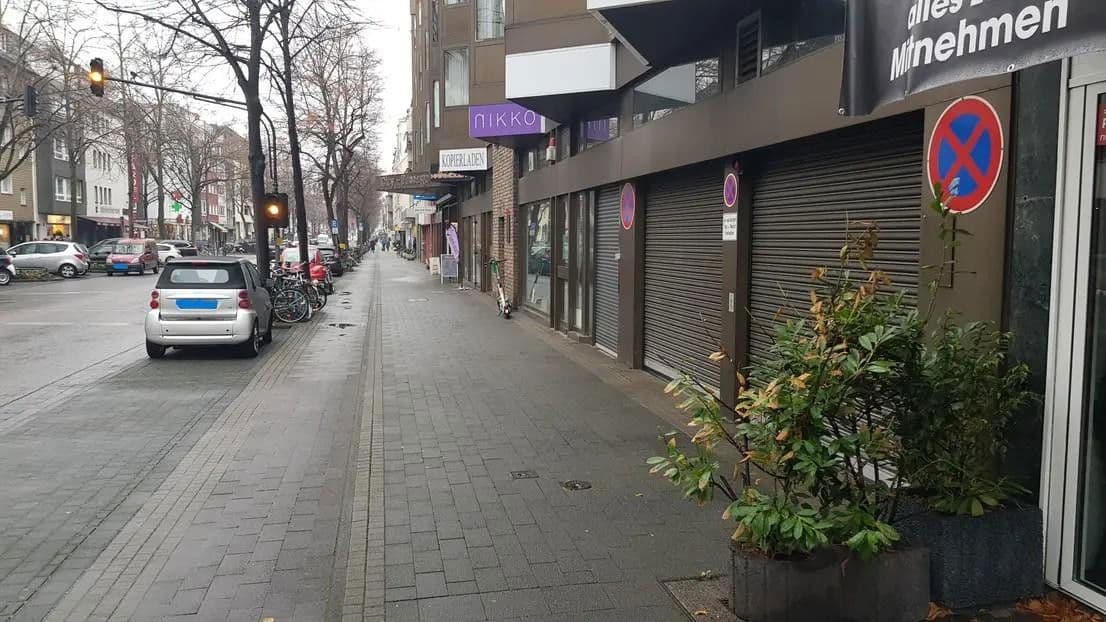 Pronájem garáže, Dürener Str. 89, Köln, Severní Porýní-Vestfálsko Pronájem garáže, Dürener Str. 89, Köln, Severní Porýní-Vestfálsko