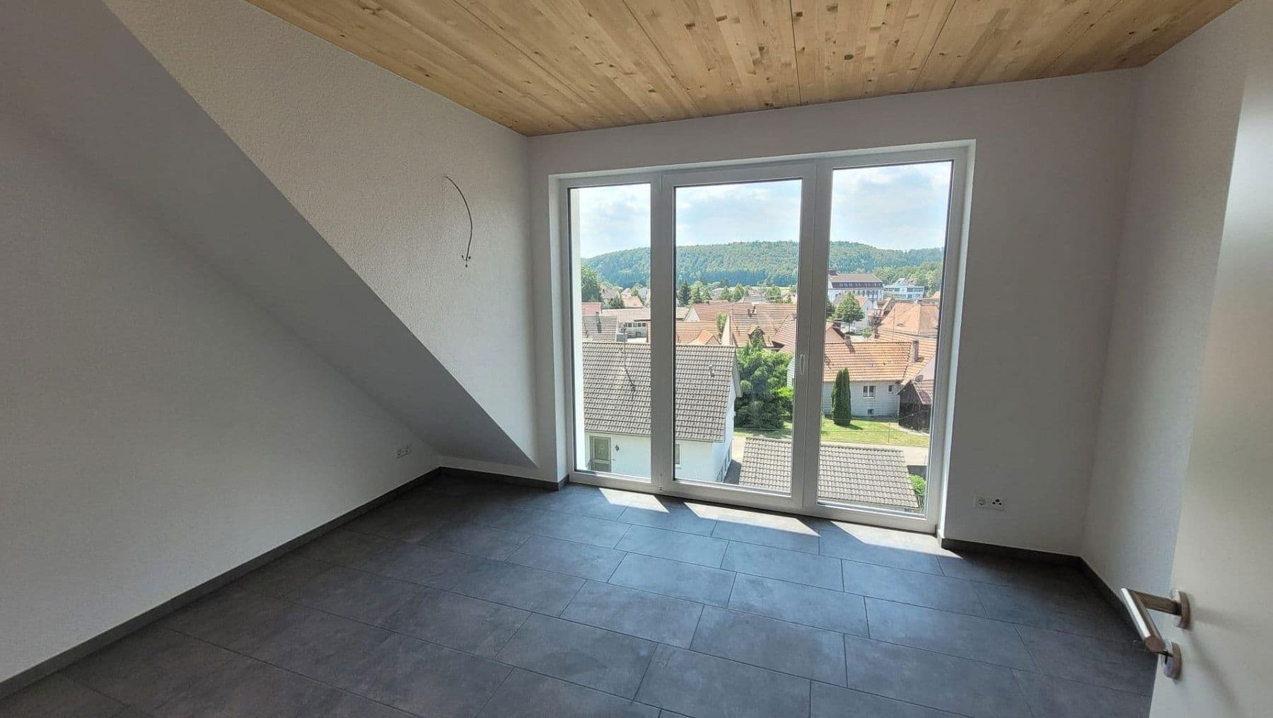 Pronájem bytu 2+1 65 m², Albstadt, Bádensko-Württembersko Pronájem bytu 2+1 65 m², Albstadt, Bádensko-Württembersko