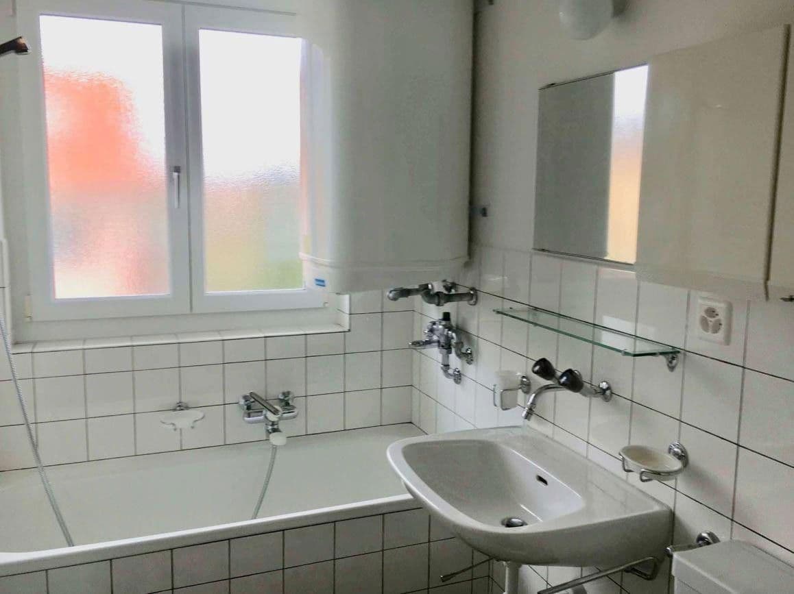 Pronájem bytu 2+1 50 m², Hölderlingstr.9, Plauen, Sasko Pronájem bytu 2+1 50 m², Hölderlingstr.9, Plauen, Sasko