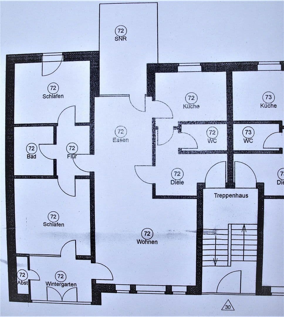 Pronájem bytu 3+1 90 m², Rheinbrohler Weg 30, Düsseldorf, Severní Porýní-Vestfálsko Pronájem bytu 3+1 90 m², Rheinbrohler Weg 30, Düsseldorf, Severní Porýní-Vestfálsko