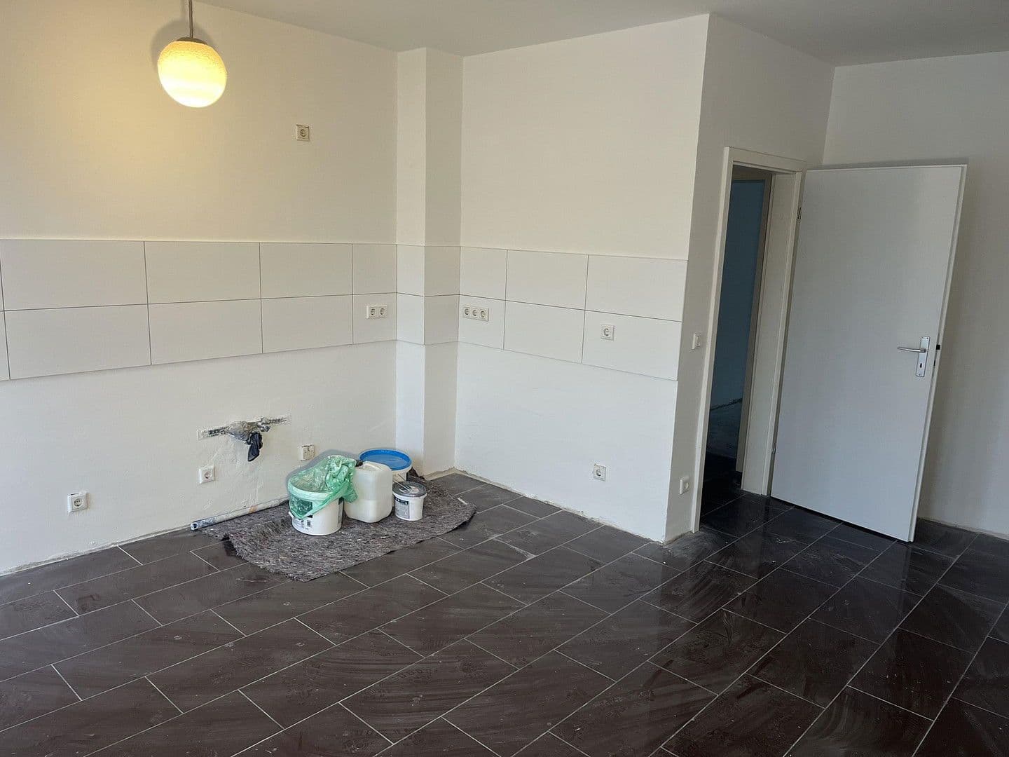 Pronájem bytu 3+kk 92 m², St.-Anton-Str. 21, Krefeld, Severní Porýní-Vestfálsko Pronájem bytu 3+kk 92 m², St.-Anton-Str. 21, Krefeld, Severní Porýní-Vestfálsko