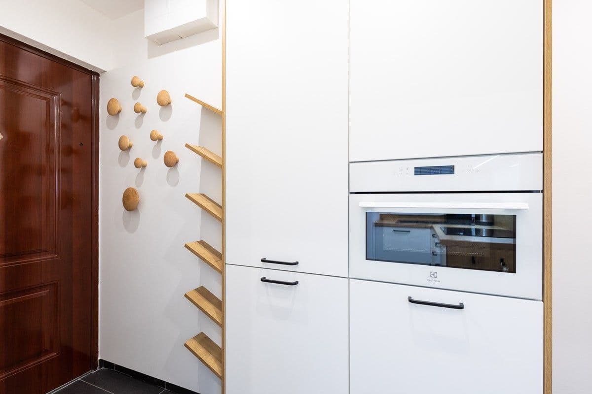 Pronájem bytu 2+1 43 m², Junácka, Nové Mesto, Bratislavský kraj Pronájem bytu 2+1 43 m², Junácka, Nové Mesto, Bratislavský kraj