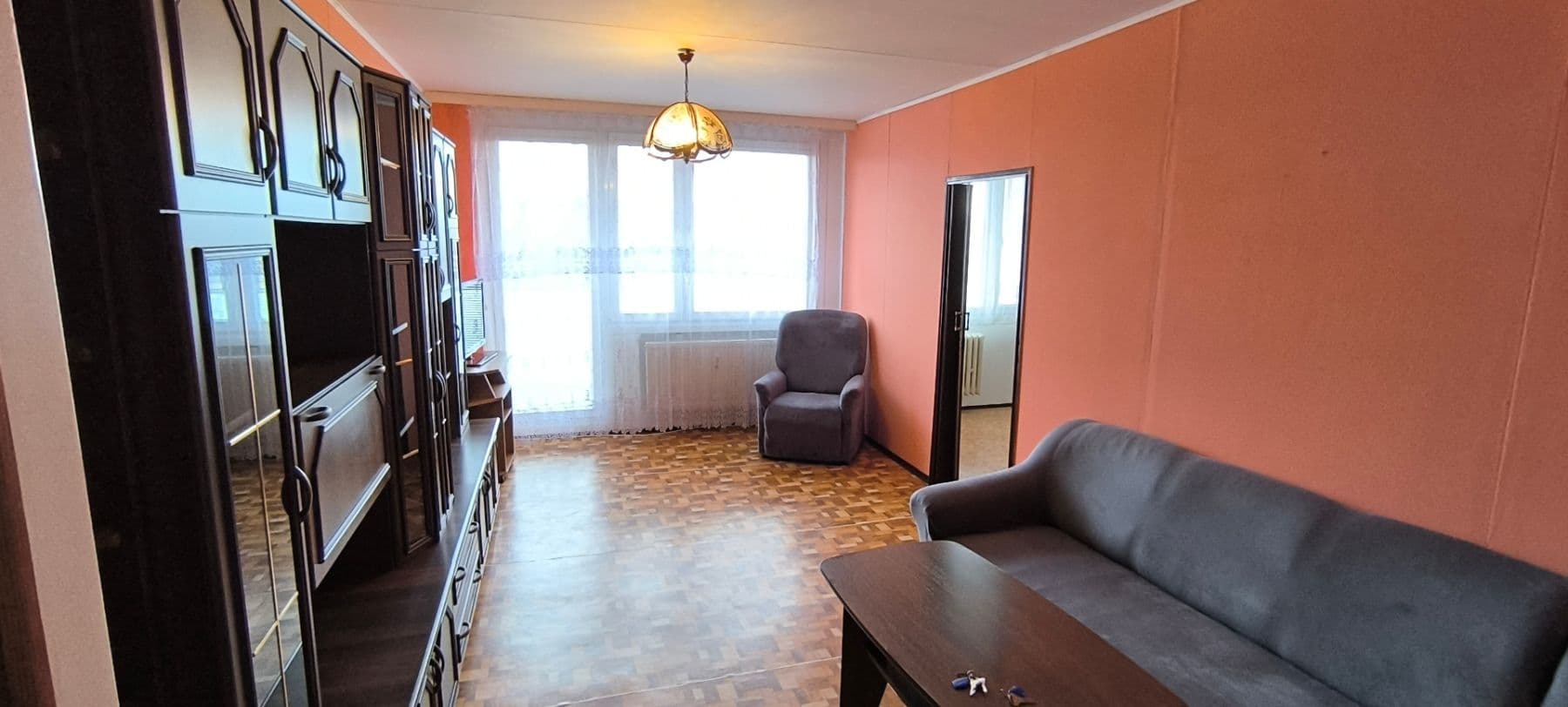 Pronájem bytu 3+1 82 m², nám. Republiky, Neratovice, Středočeský kraj Pronájem bytu 3+1 82 m², nám. Republiky, Neratovice, Středočeský kraj