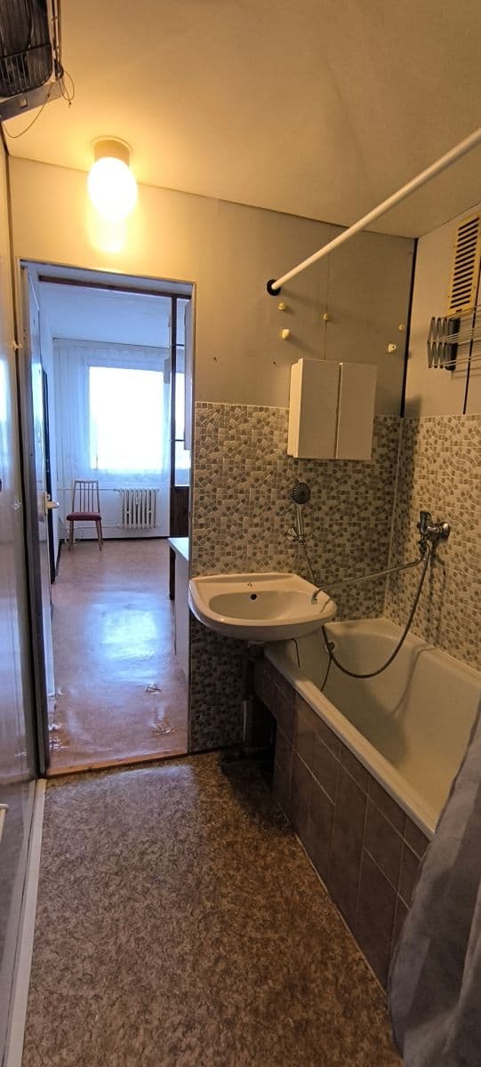 Pronájem bytu 3+1 82 m², nám. Republiky, Neratovice, Středočeský kraj Pronájem bytu 3+1 82 m², nám. Republiky, Neratovice, Středočeský kraj