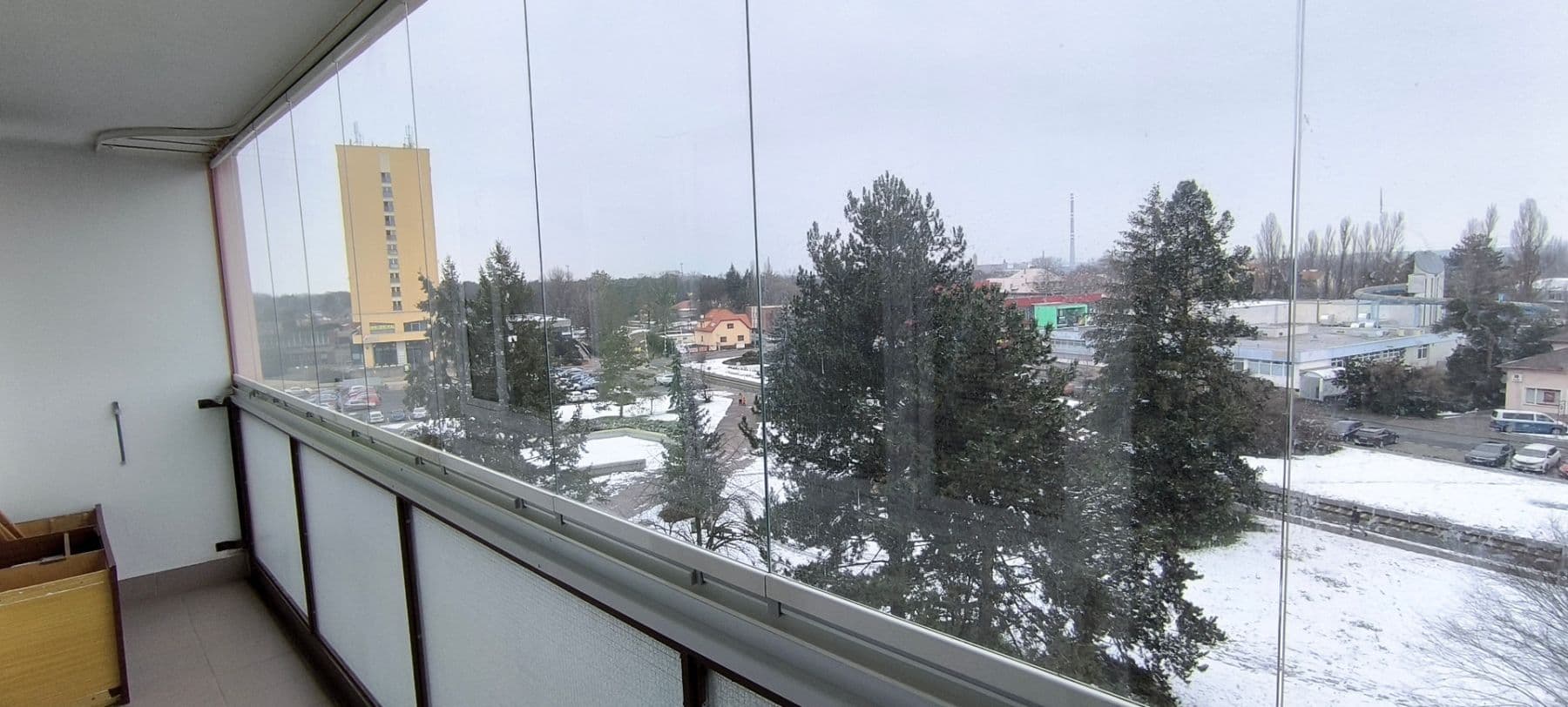 Pronájem bytu 3+1 82 m², nám. Republiky, Neratovice, Středočeský kraj Pronájem bytu 3+1 82 m², nám. Republiky, Neratovice, Středočeský kraj