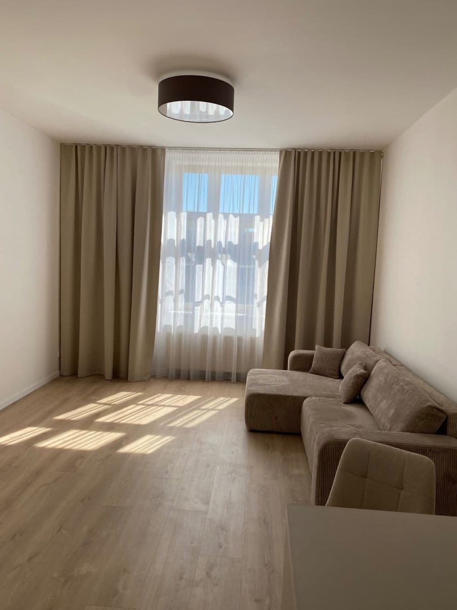 Pronájem bytu 2+kk 60 m², U Zvonařky, Praha, Praha Pronájem bytu 2+kk 60 m², U Zvonařky, Praha, Praha