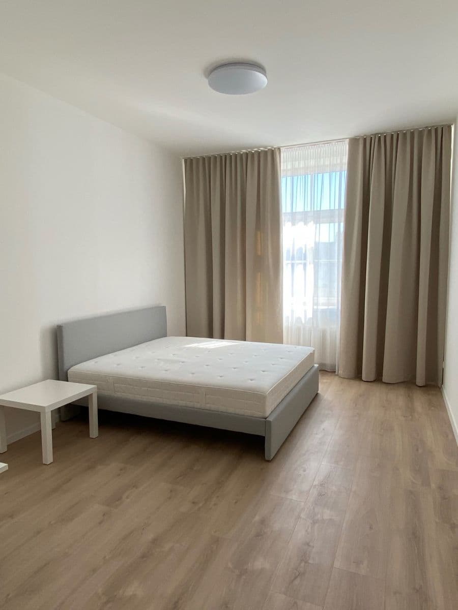 Pronájem bytu 2+kk 60 m², U Zvonařky, Praha, Praha Pronájem bytu 2+kk 60 m², U Zvonařky, Praha, Praha