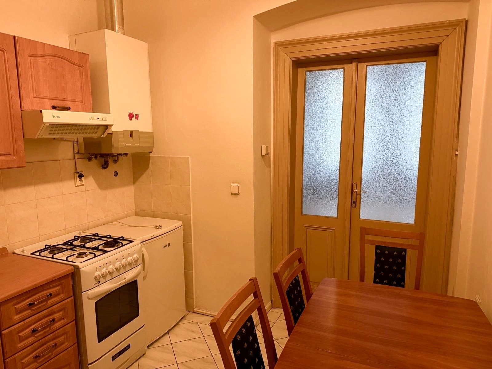 Pronájem bytu 1+1 42 m², Záhřebská, Praha, Praha Pronájem bytu 1+1 42 m², Záhřebská, Praha, Praha