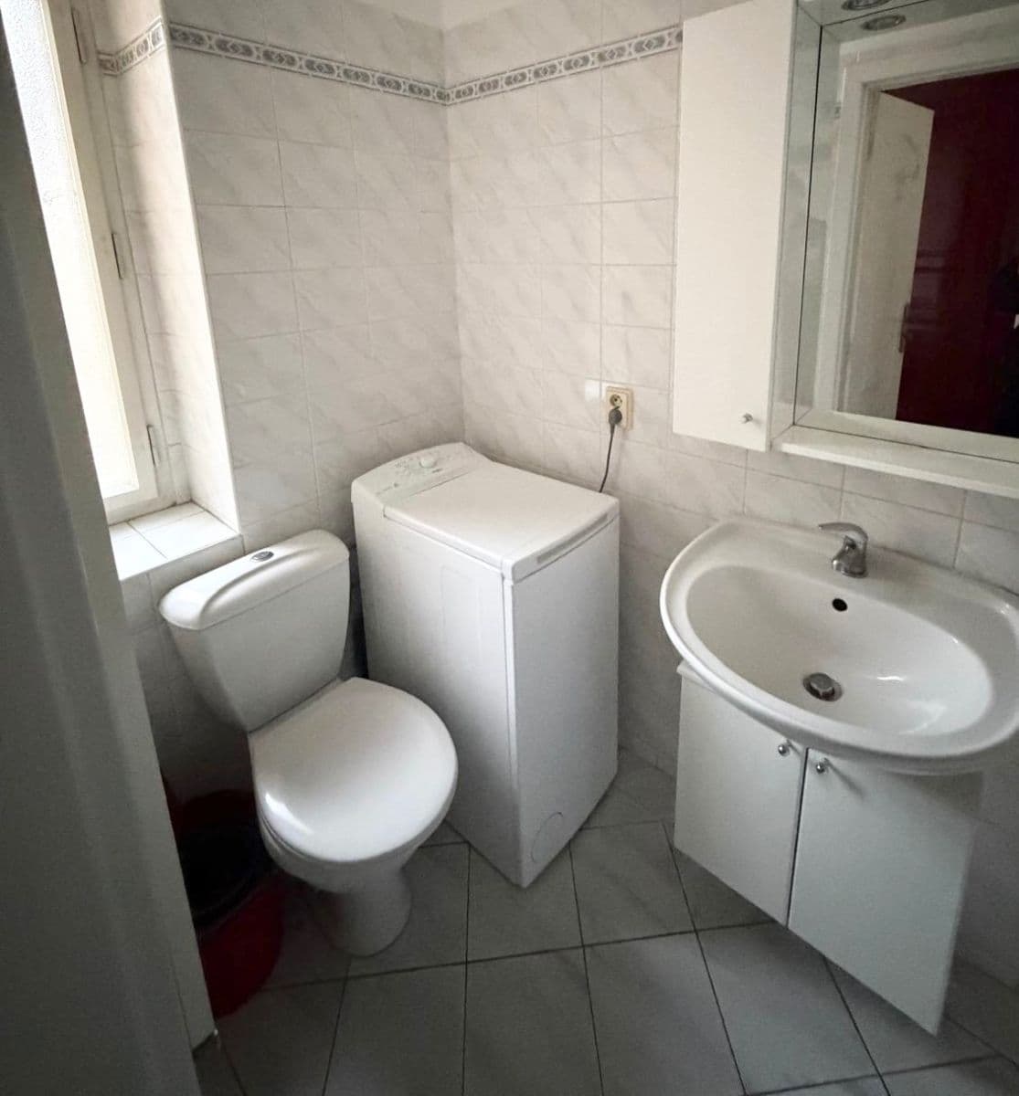 Pronájem bytu 1+1 42 m², Záhřebská, Praha, Praha Pronájem bytu 1+1 42 m², Záhřebská, Praha, Praha