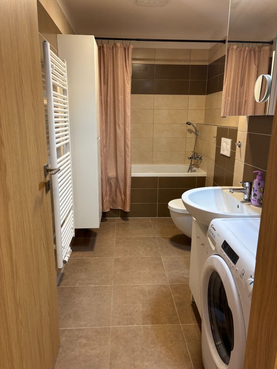 Pronájem bytu 1+kk 34 m², Ovesná, Hostivice, Středočeský kraj Pronájem bytu 1+kk 34 m², Ovesná, Hostivice, Středočeský kraj