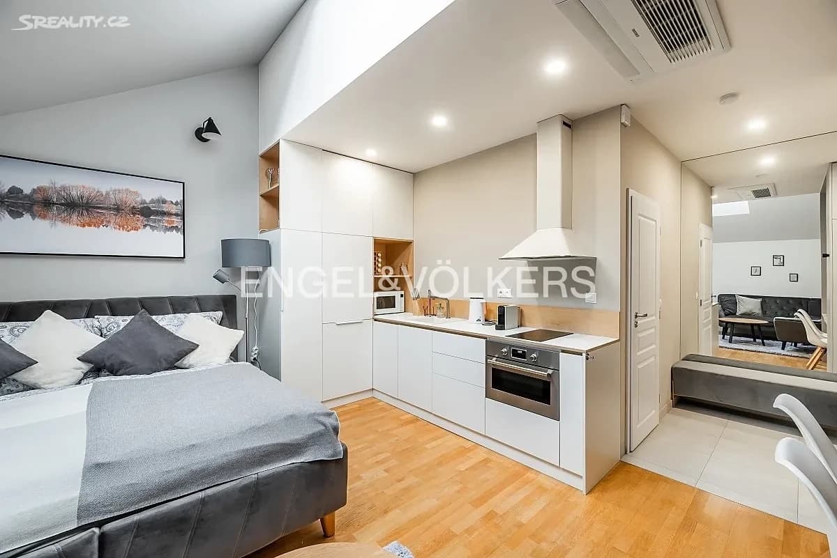 Pronájem bytu 1+kk 27 m², Štěpánská, Praha, Praha Pronájem bytu 1+kk 27 m², Štěpánská, Praha, Praha