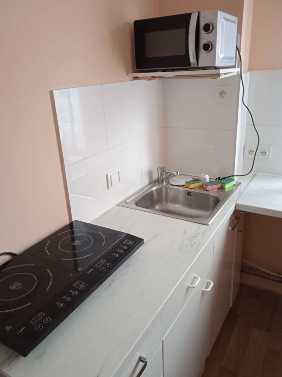 Pronájem domu 150 m², pozemek 100 m², Osvračín, Plzeňský kraj Pronájem domu 150 m², pozemek 100 m², Osvračín, Plzeňský kraj