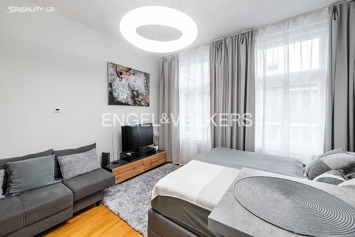 Pronájem bytu 1+kk 30 m², Příčná, Praha, Praha Pronájem bytu 1+kk 30 m², Příčná, Praha, Praha