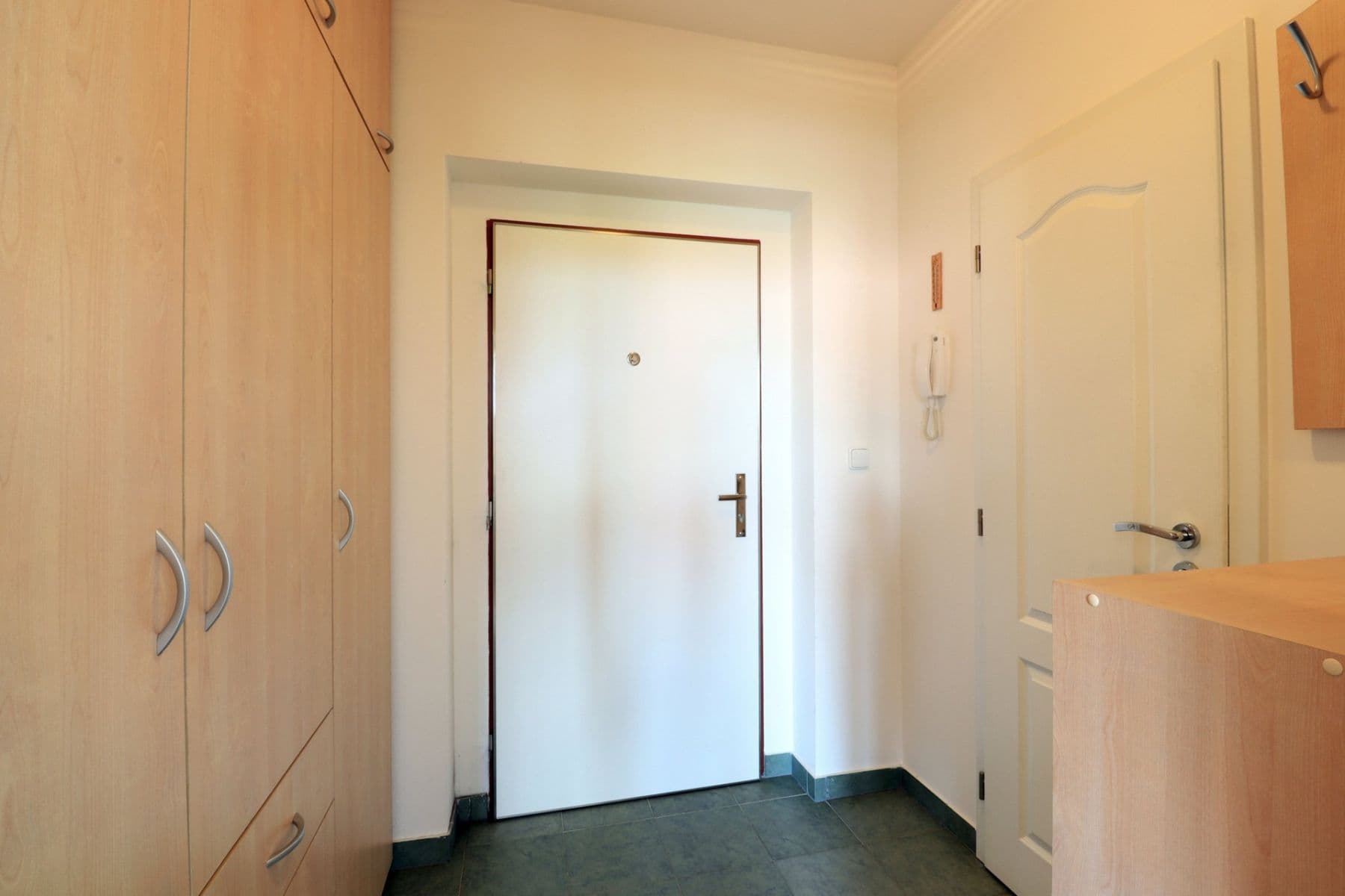 Pronájem bytu 2+kk 40 m², Holubí, Praha, Praha Pronájem bytu 2+kk 40 m², Holubí, Praha, Praha